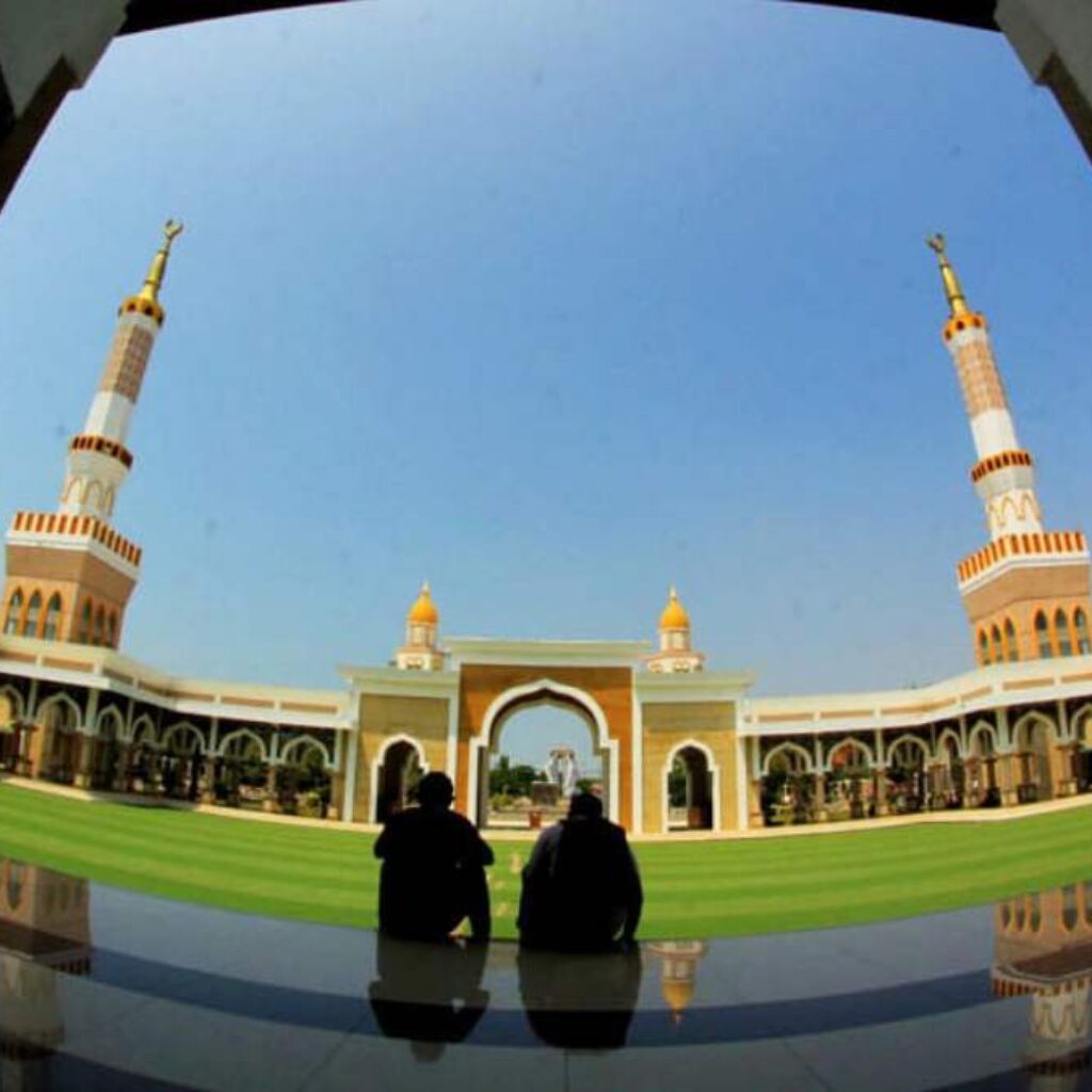 Maksimalkan Kenyamanan Jemaah, Pemkab Indramayu Bakal Perbaiki Masjid Islamic Center
